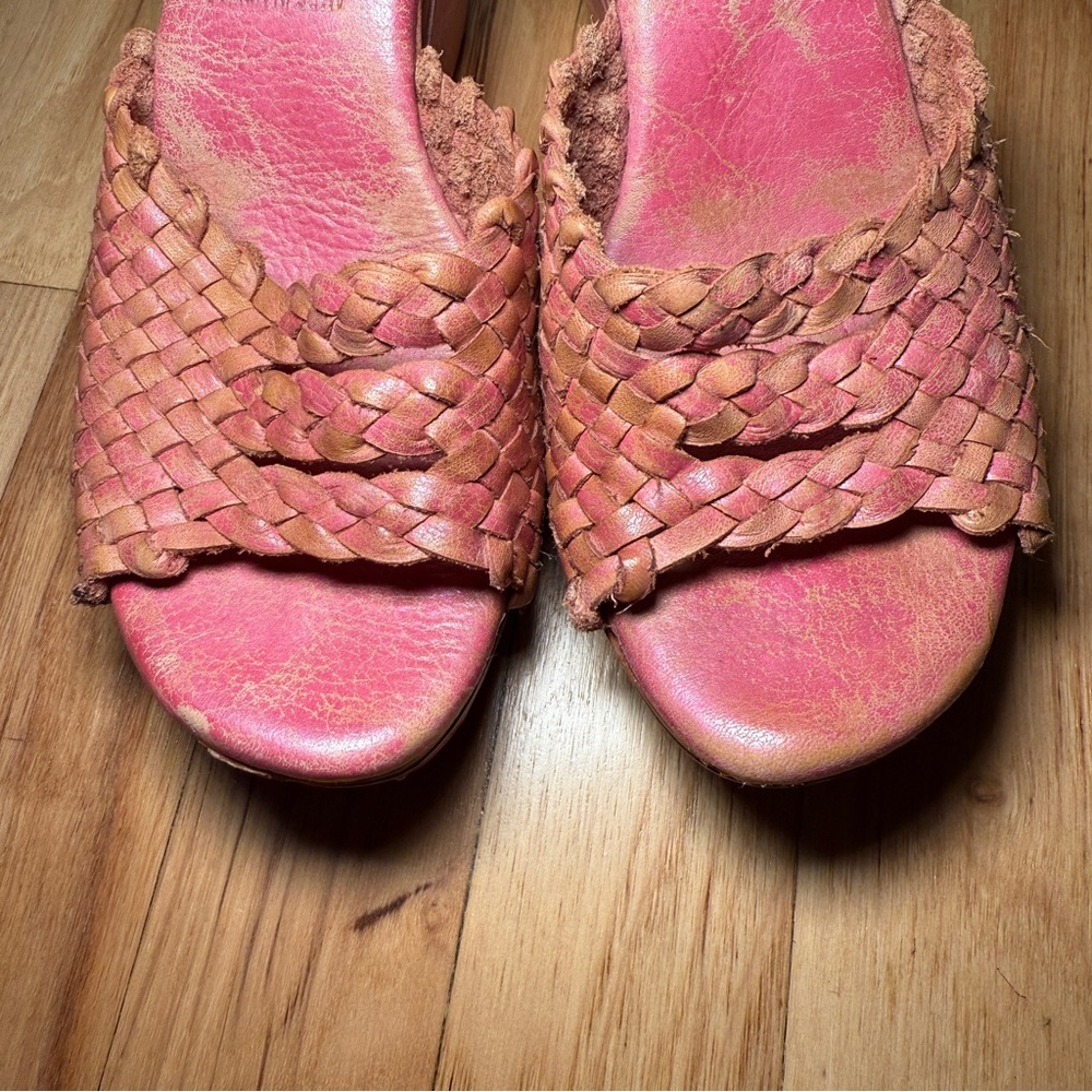 Bed Stu Woven Leather Wood Distressed Wedges - Picture 5 of 9